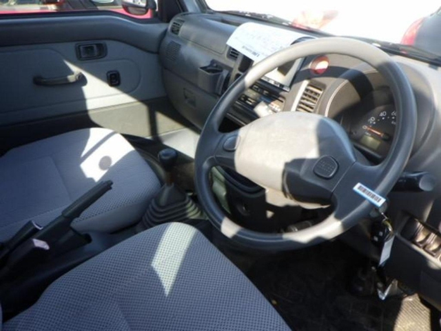 DAIHATSU HIJET TRUCK 2010