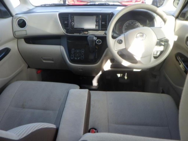 NISSAN DAYZ ROOX 2017