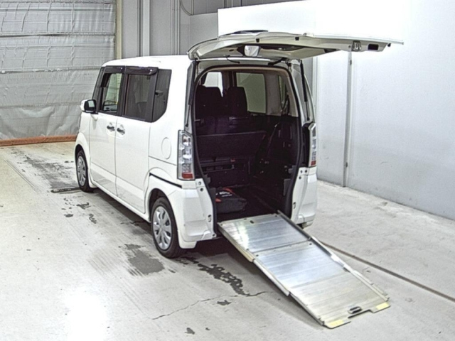 HONDA N BOX PLUS 2017