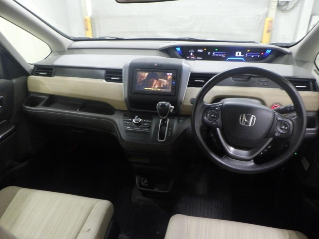 HONDA FREED 2017
