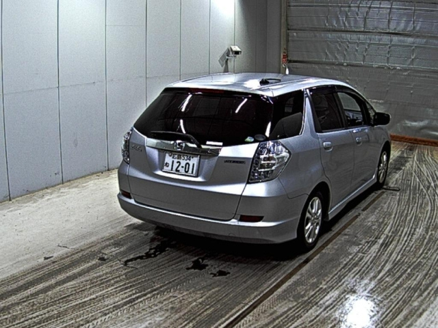HONDA FIT SHUTTLE 2011