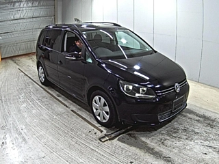 VOLKSWAGEN GOLF TOURAN 2011