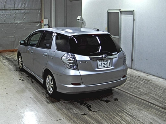 HONDA FIT SHUTTLE 2011