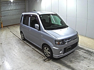 MITSUBISHI TOPPO 2009