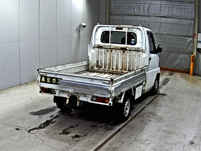 MITSUBISHI MINICAB TRUCK 2010