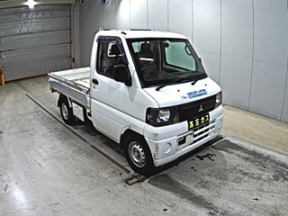 MITSUBISHI MINICAB TRUCK 2010