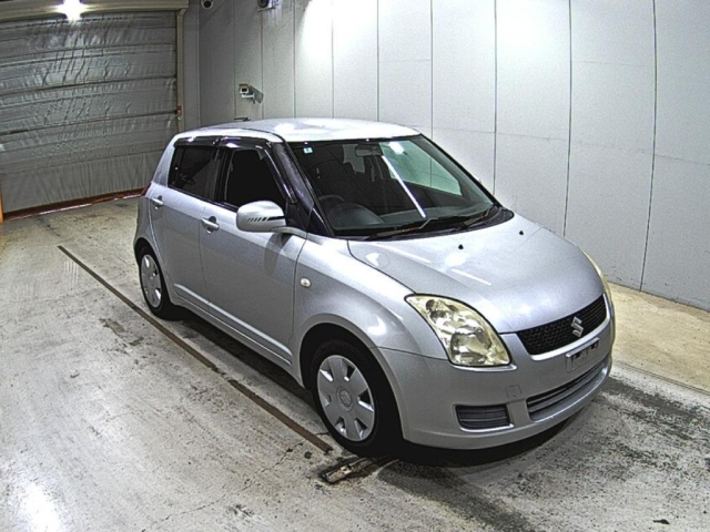 SUZUKI SWIFT 2010