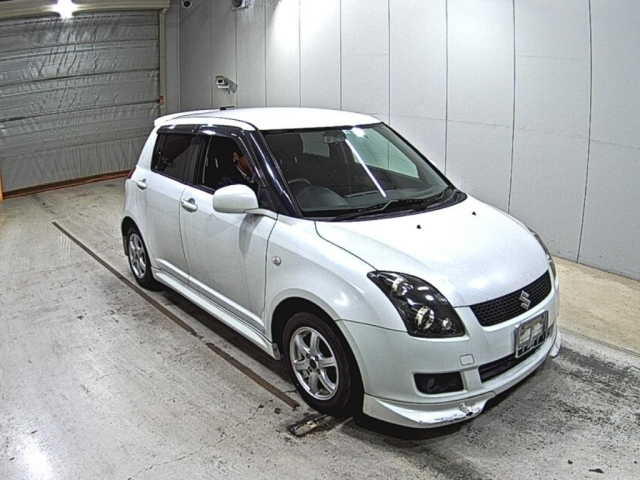 SUZUKI SWIFT 2010