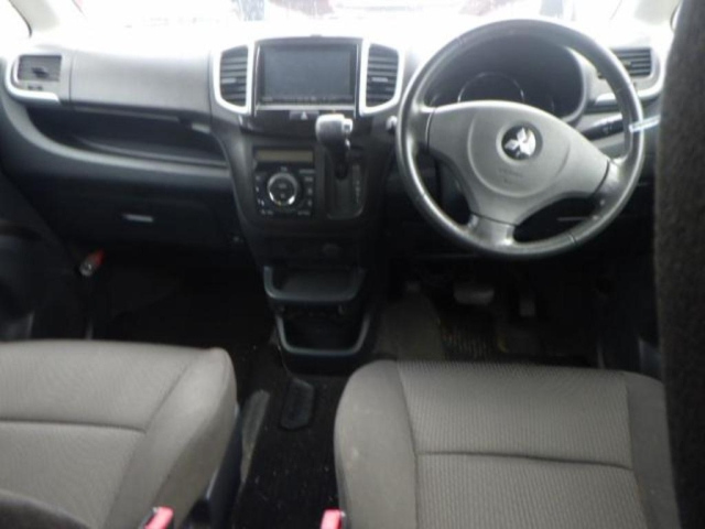 MITSUBISHI DELICA D2 2013