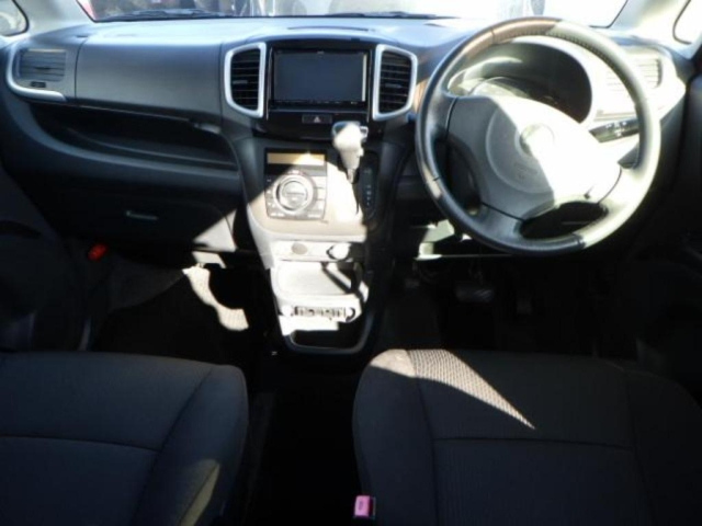 MITSUBISHI DELICA D2 2012