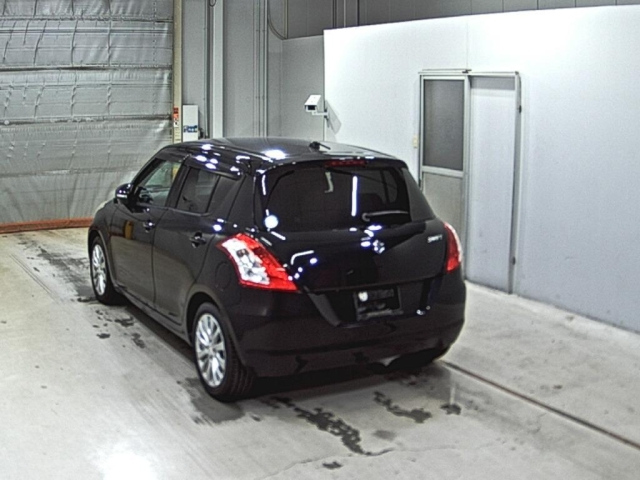 SUZUKI SWIFT 2011