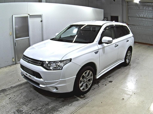 MITSUBISHI OUTLANDER PHEV 2014