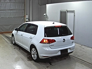 VOLKSWAGEN GOLF 2016