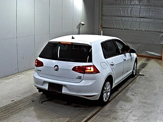 VOLKSWAGEN GOLF 2016