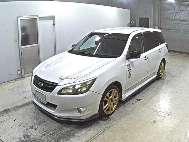 SUBARU EXIGA 2012