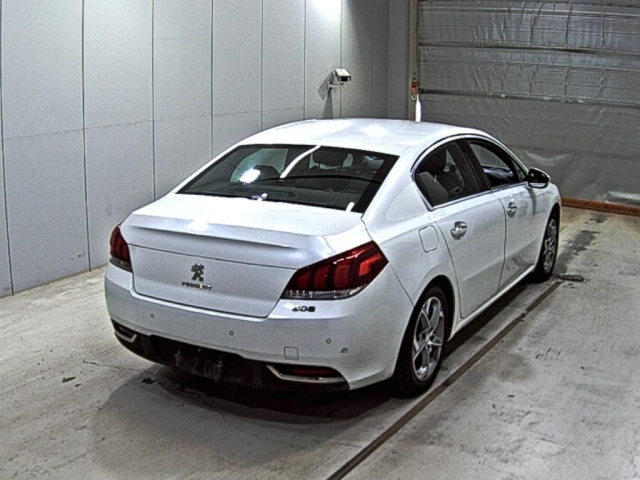 PEUGEOT 508 2015
