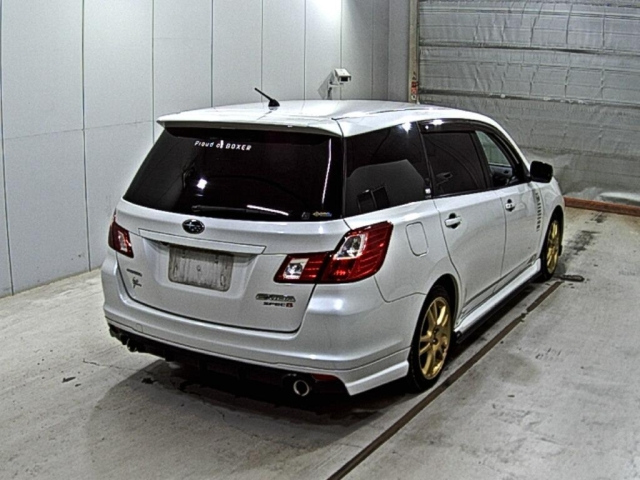 SUBARU EXIGA 2012