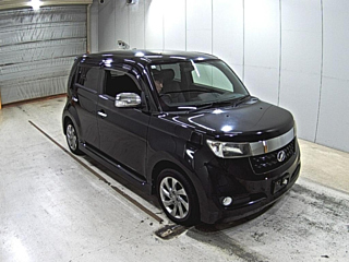 TOYOTA BB 2013