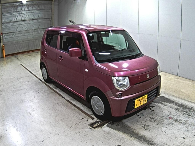 SUZUKI MRWAGON 2011
