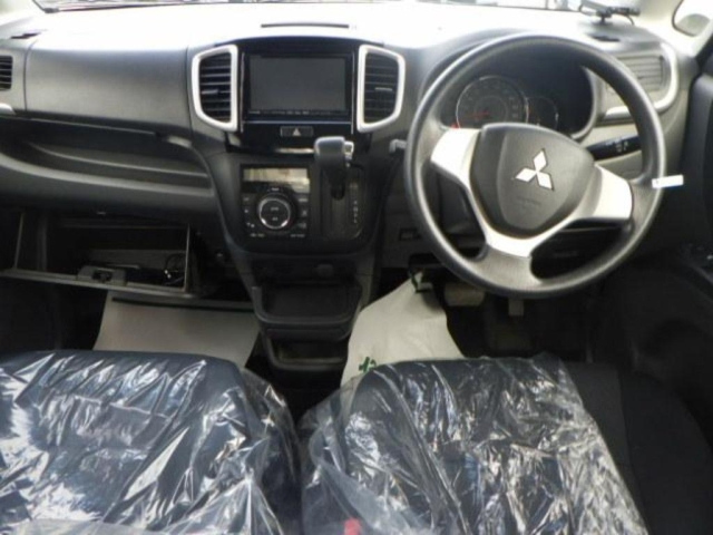 MITSUBISHI DELICA D2 2014