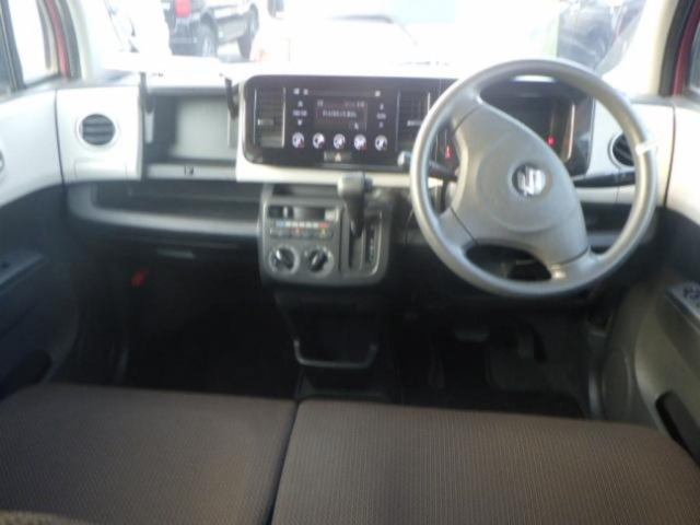SUZUKI MRWAGON 2011