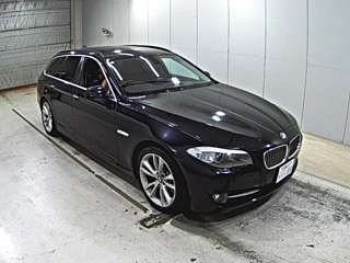 BMW 5 SERIES 2011