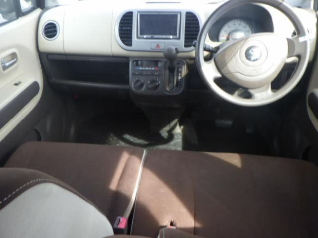 SUZUKI MRWAGON 2009