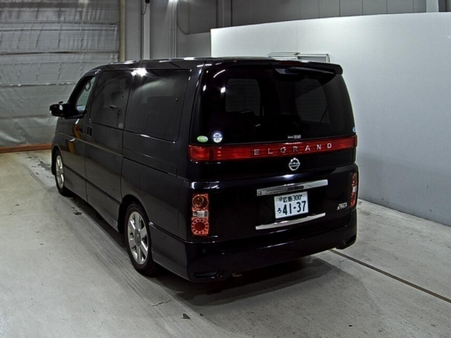 NISSAN ELGRAND 2009