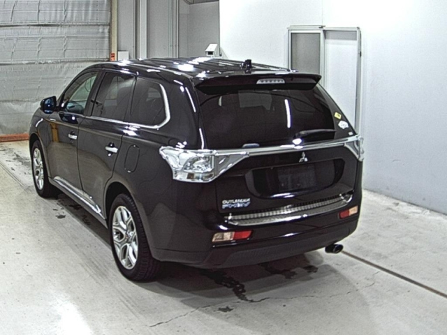 MITSUBISHI OUTLANDER PHEV 2014