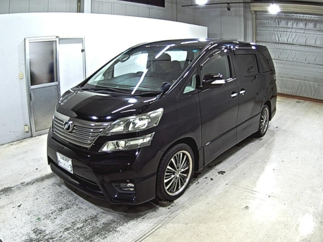 TOYOTA VELLFIRE 2011