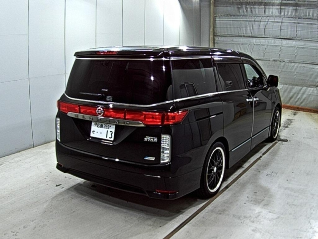 NISSAN ELGRAND 2012