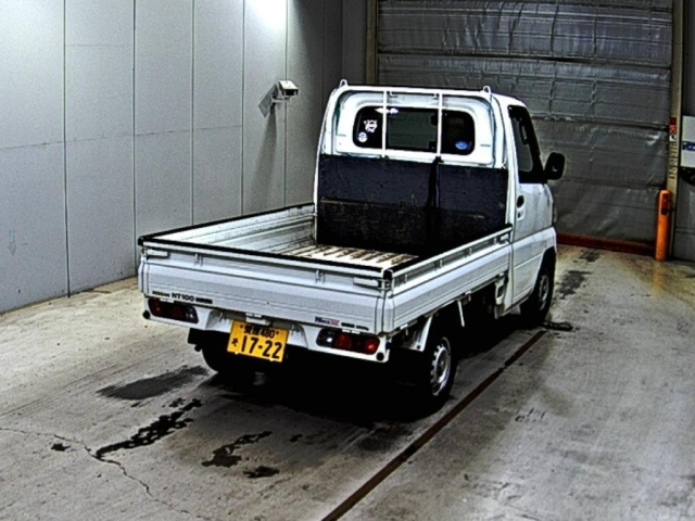 NISSAN CLIPPER TRUCK 2012