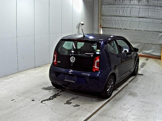VOLKSWAGEN UP 2014