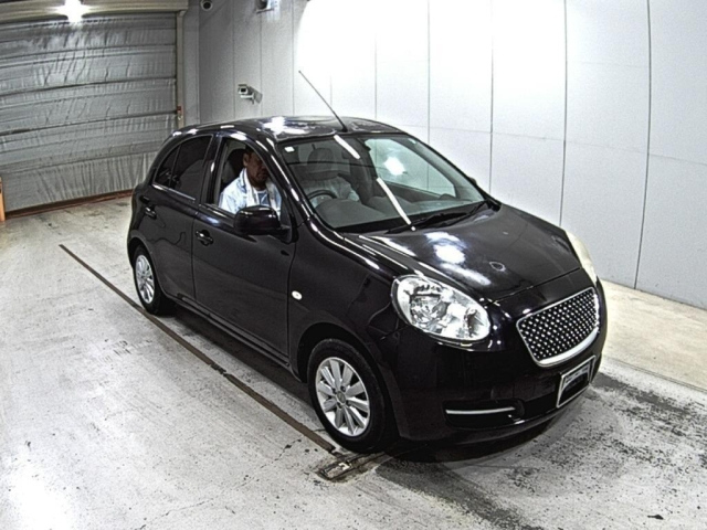 NISSAN MARCH 2010