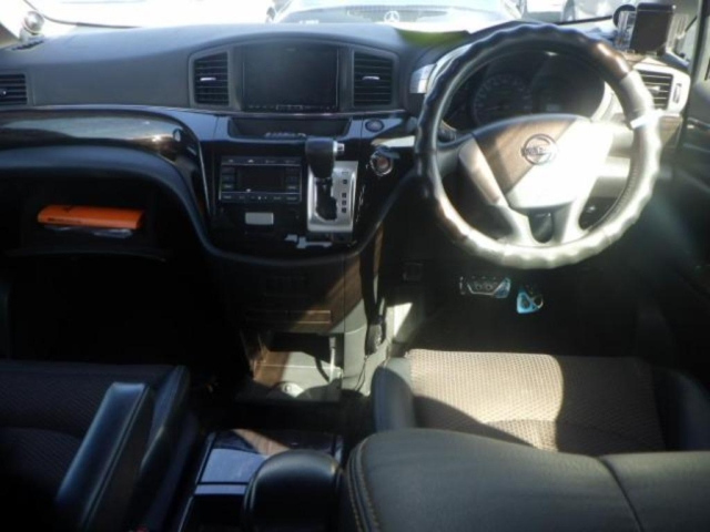NISSAN ELGRAND 2012