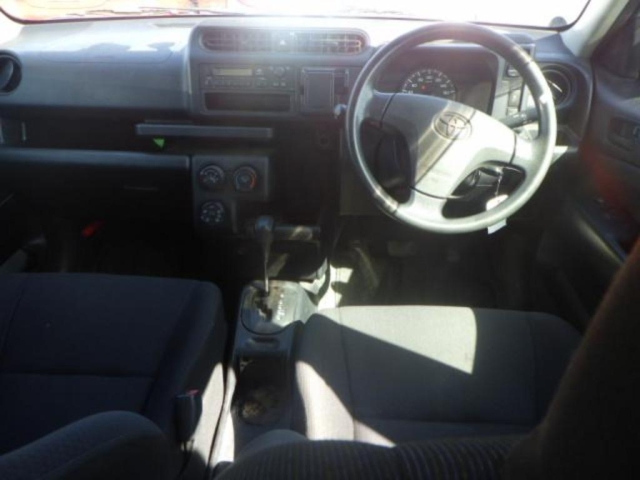 TOYOTA SUCCEED 2014