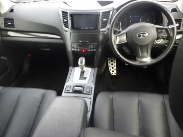 SUBARU LEGACY 2012