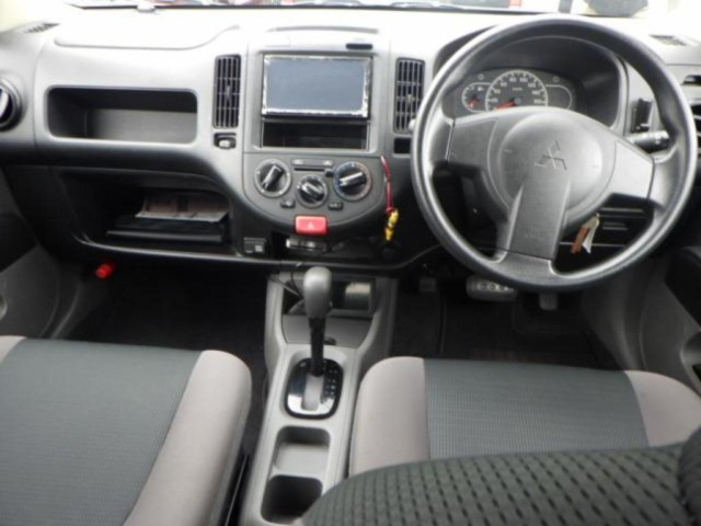 MITSUBISHI LANCER VAN 2016