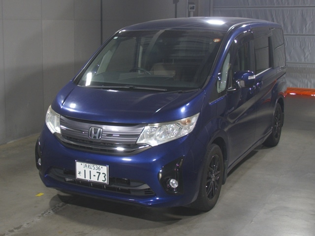 HONDA STEP WAGON 2015