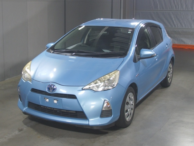 TOYOTA AQUA 2012