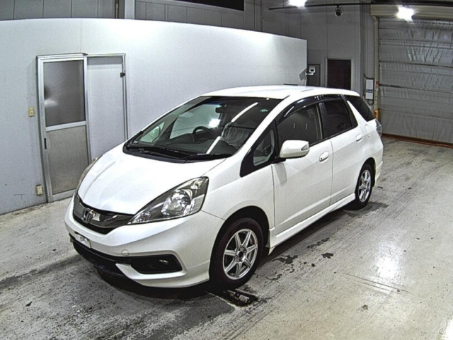 HONDA FIT SHUTTLE 2014