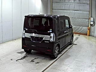 DAIHATSU TANTO 2016