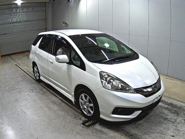 HONDA FIT SHUTTLE 2014