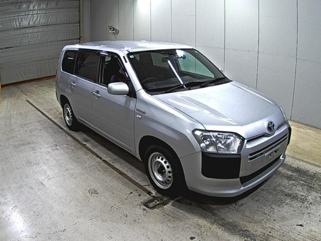 TOYOTA PROBOX 2020