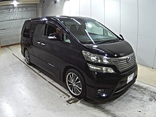 TOYOTA VELLFIRE 2011