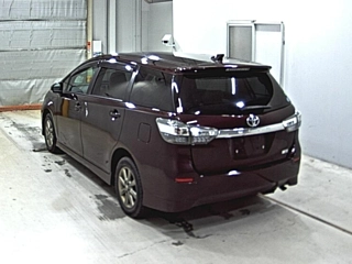 TOYOTA WISH 2012