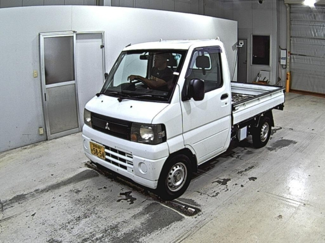 MITSUBISHI MINICAB TRUCK 2008