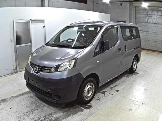 NISSAN NV200 2014