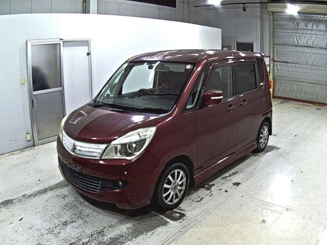 MITSUBISHI DELICA D2 2012