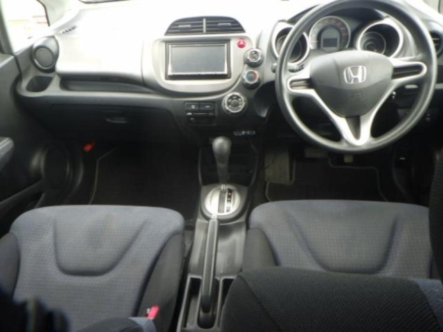 HONDA FIT 2010
